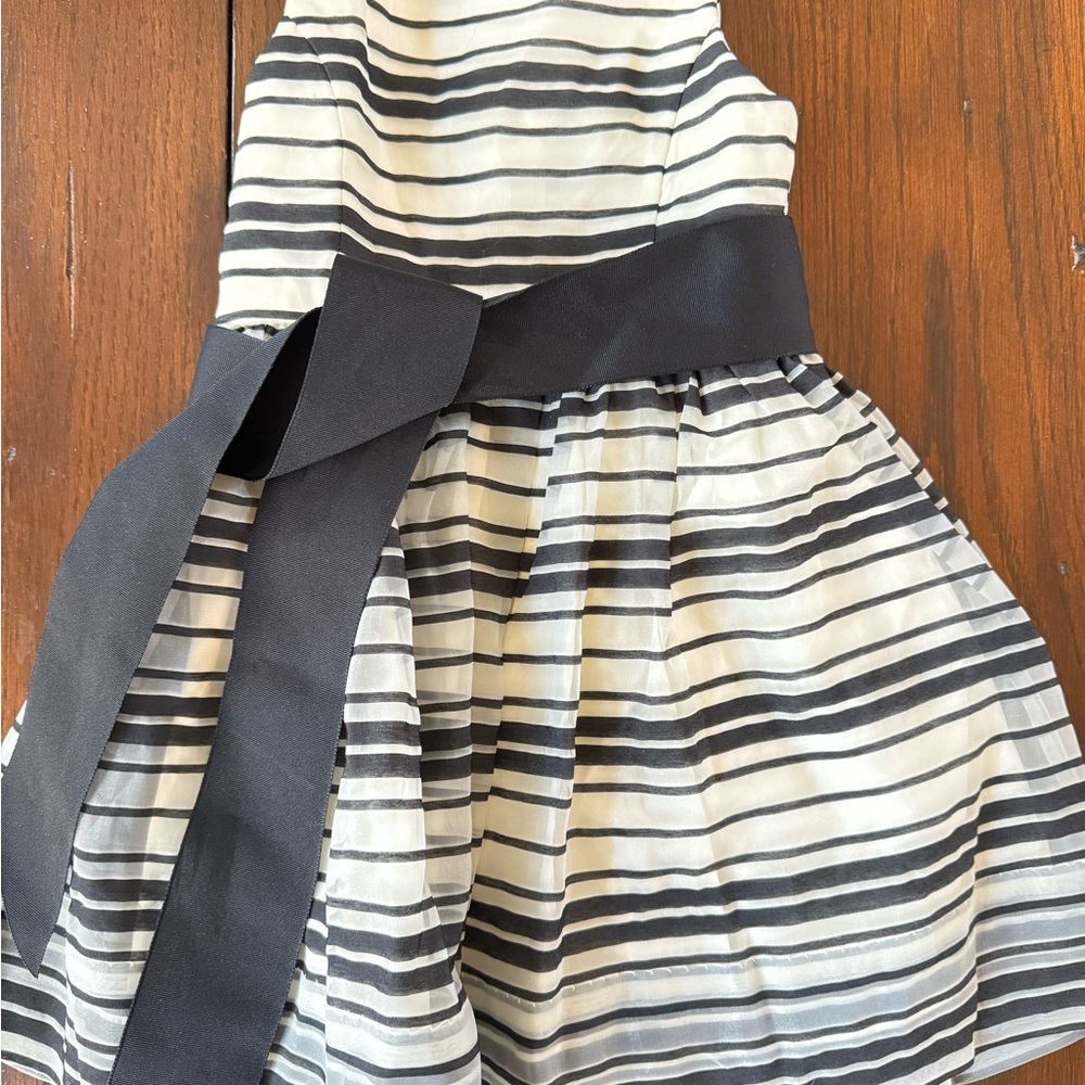 Chic Striped Dress with Black Bow